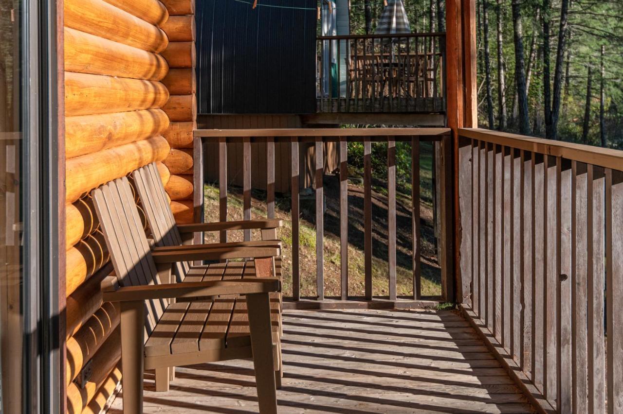 Cusheon Lake Resort Ganges 외부 사진