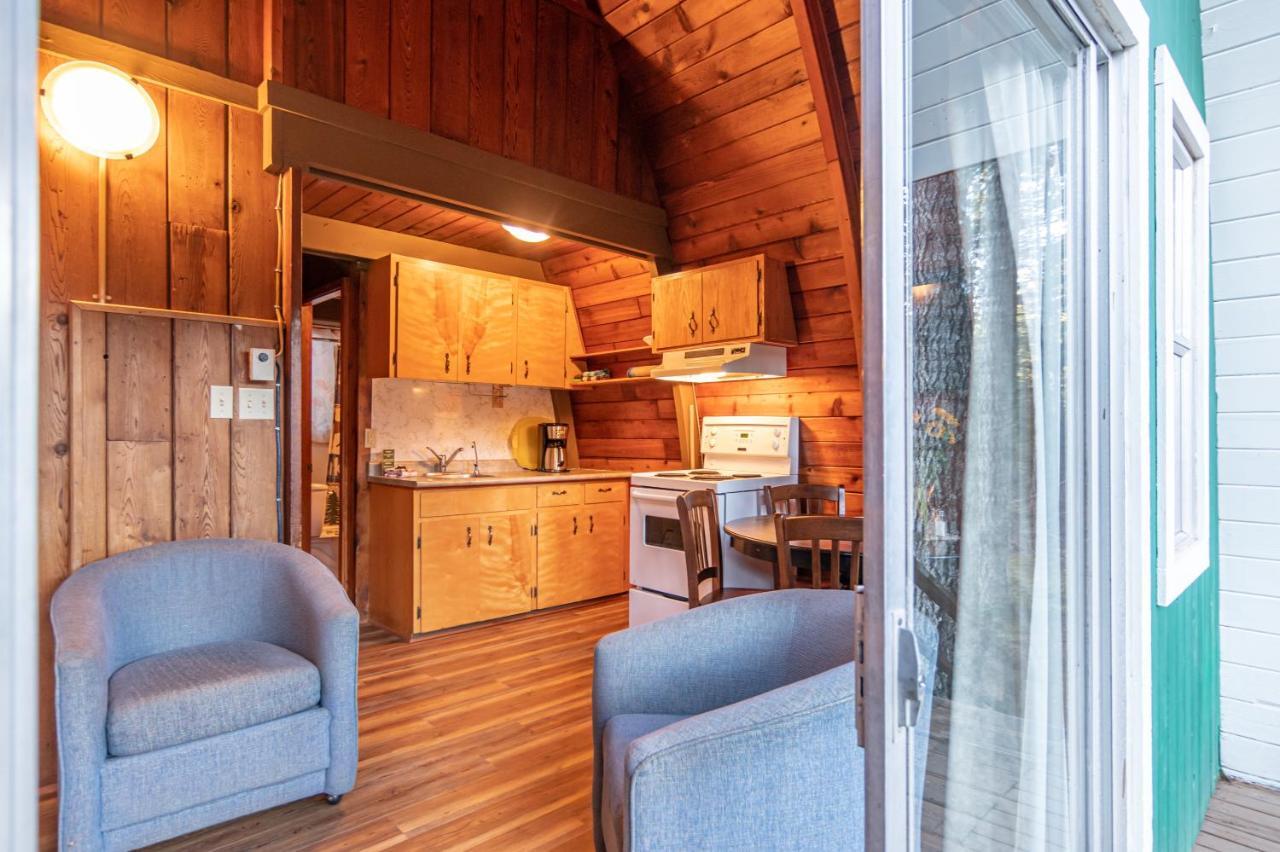 Cusheon Lake Resort Ganges 외부 사진