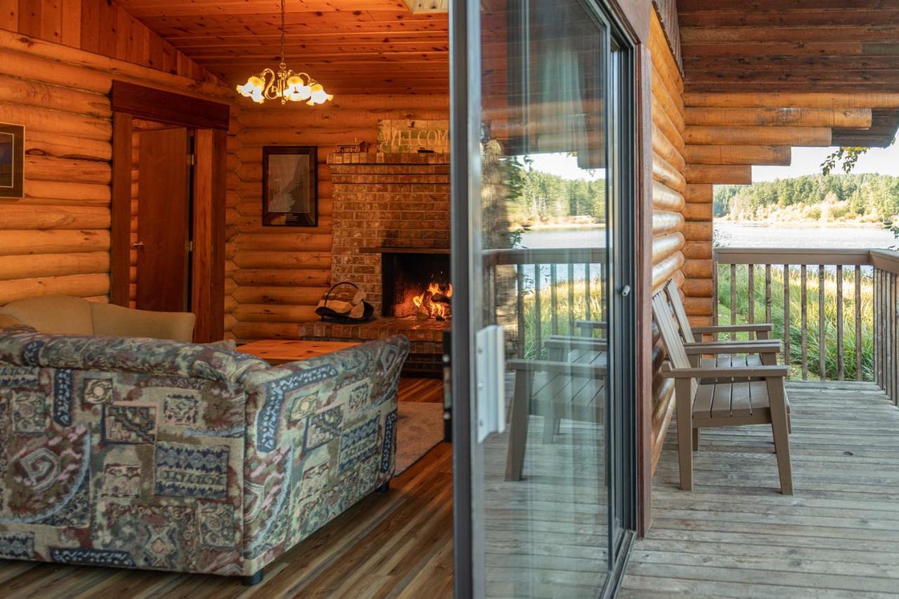 Cusheon Lake Resort Ganges 외부 사진