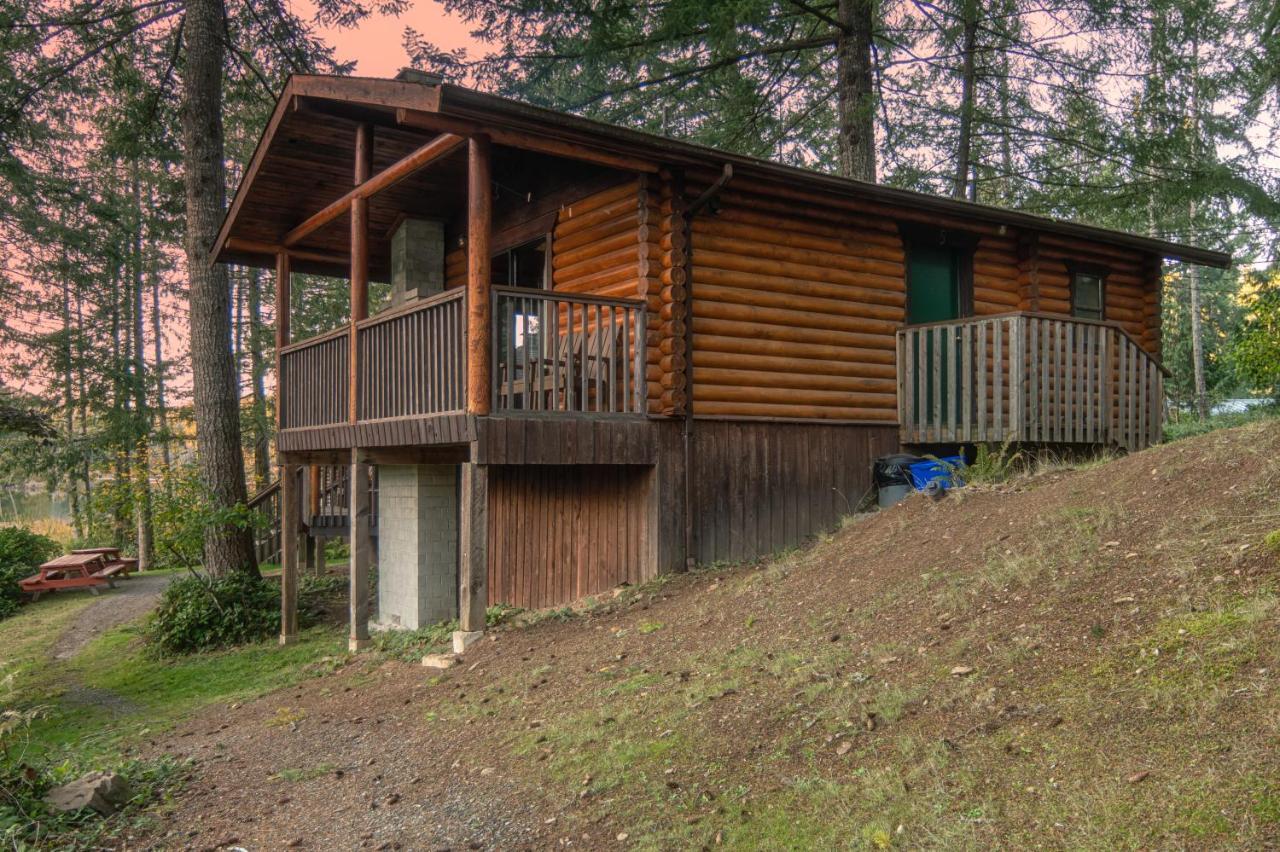 Cusheon Lake Resort Ganges 외부 사진
